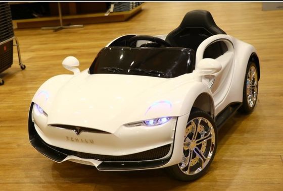 Ηλεκτρική μπαταρία 12V για παιδιά κατασκευασμένη από υλικό PP με μέγιστο φορτίο 40kg